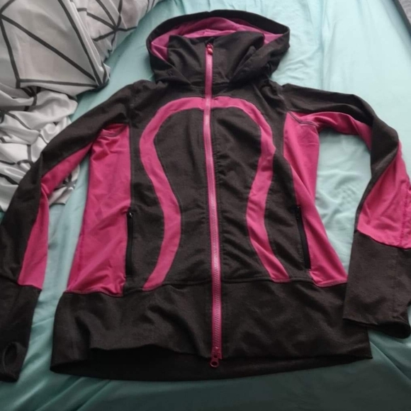 Grey and pink Lululemon thin sweater - Picture 2 of 2